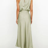 Robe de Soirée Couleur Vert d’Eau de dos