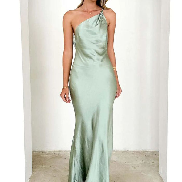 Robe longue satin vert d'eau