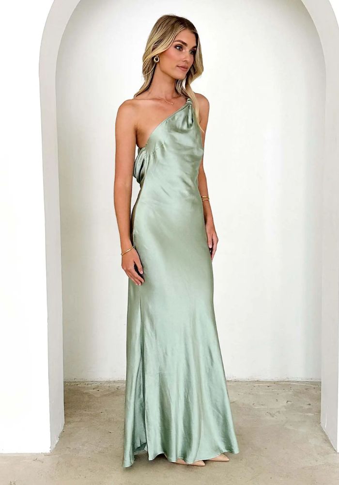 Robe longue satin vert d'eau